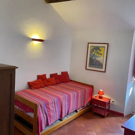 Maison Ancienne Renovee Avec Vue Sur Et Cap Corse 빌라 셍투리