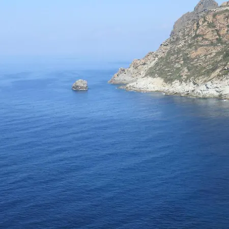 Maison Ancienne Renovee Avec Vue Sur Et Cap Corse
