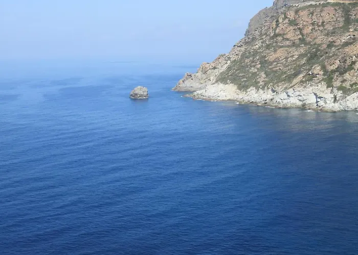Maison Ancienne Renovee Avec Vue Sur Et Cap Corse