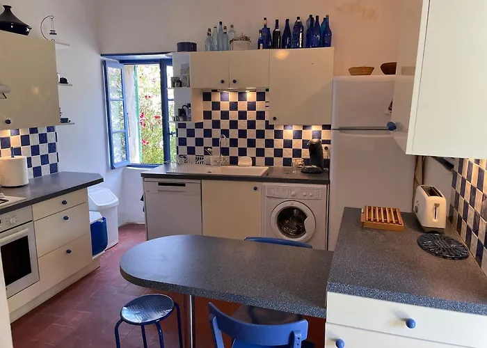 Maison Ancienne Renovee Avec Vue Sur Et Cap Corse סנטורי