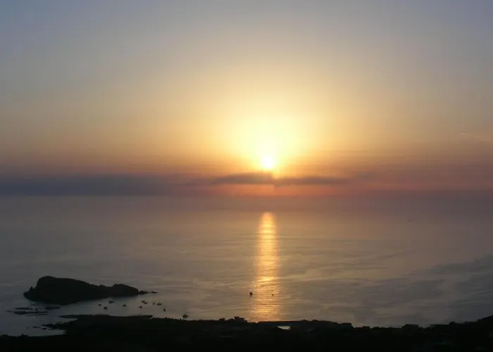 Maison Ancienne Renovee Avec Vue Sur Et Cap Corse סנטורי