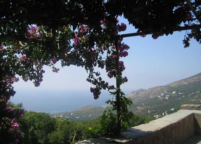 Maison Ancienne Renovee Avec Vue Sur Et Cap Corse *