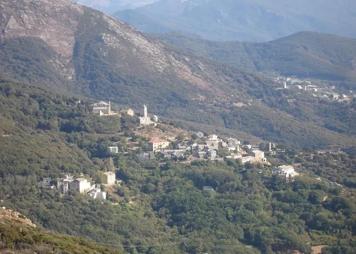 Maison Ancienne Renovee Avec Vue Sur Et Cap Corse * סנטורי